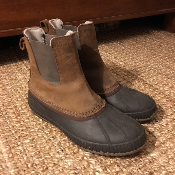 sorel mens rain boots